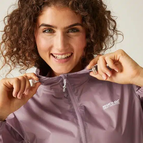 ⁦מעיל גשם Regatta Pack It Jacket III Heather נשים⁩ – תמונה ⁦4⁩