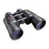 משקפת Tasco Essentials 10x50 שחורה, מבט אלכסוני על שתי העדשות