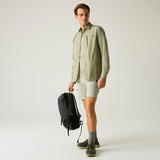 ⁦חולצת טיולים ארוכה מכופתרת Regatta Travel Light Abbeystone⁩ – תמונה ⁦2⁩