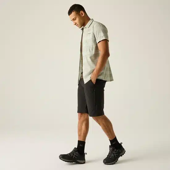 ⁦חולצת טיולים מכופתרת Regatta Travel Light Sage Check⁩ – תמונה ⁦2⁩