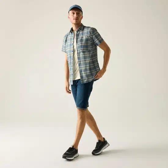 ⁦חולצת טיולים מכופתרת Regatta Travel China Blue⁩ – תמונה ⁦3⁩