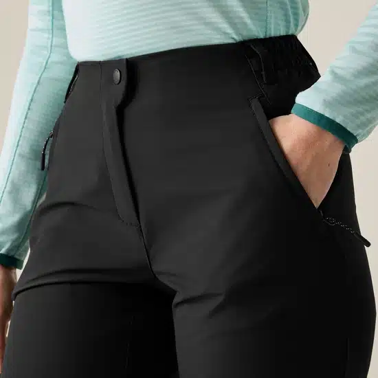 מכנס סופטשל Regatta Questra Black נשים – תמונה 4