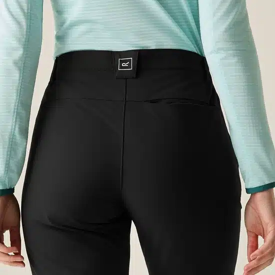 מכנס סופטשל Regatta Questra Black נשים – תמונה 6